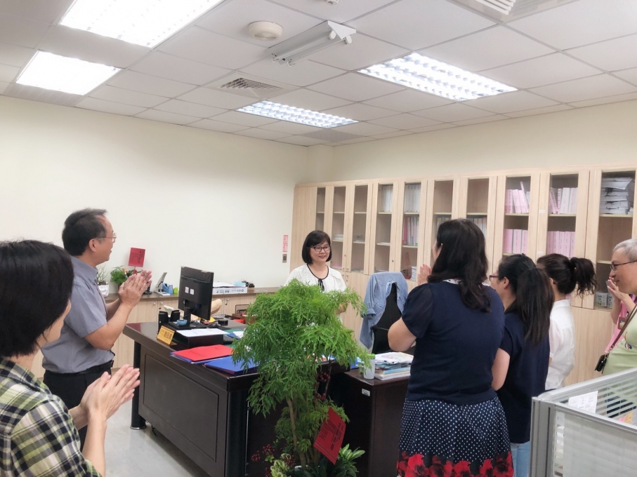 歡送會計主任榮調及新任會計主任走馬上任(10)