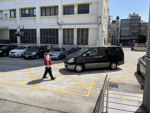 龍井地政重測換狀志工到場協助照片4