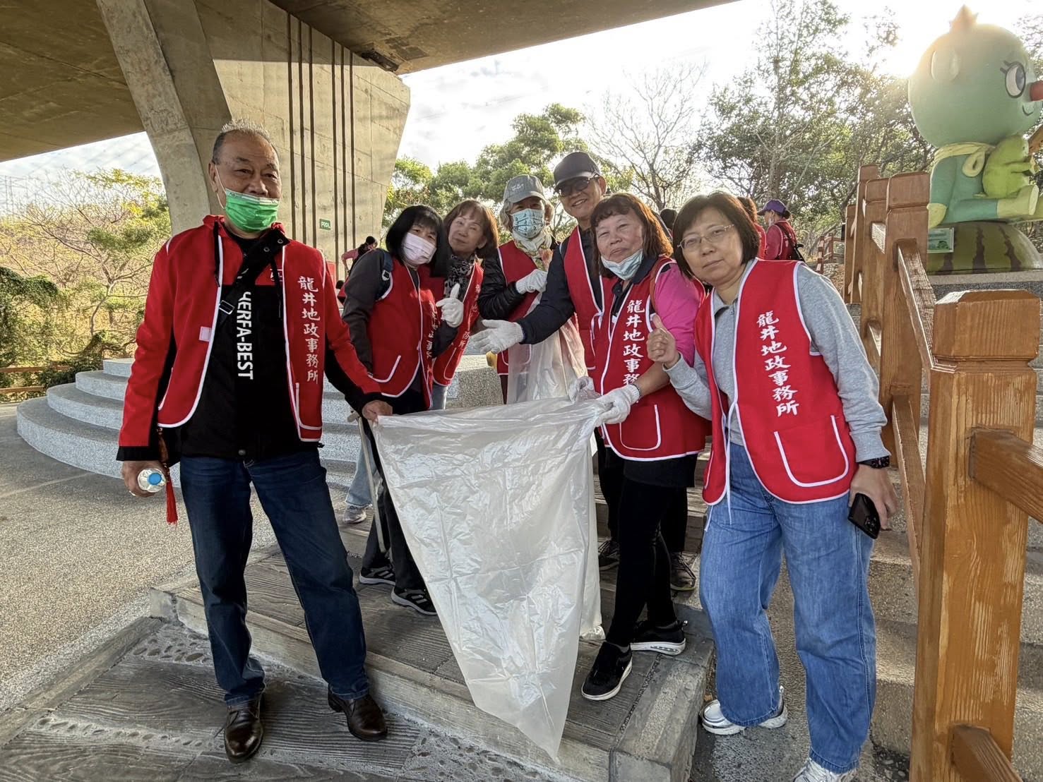 登山口集結